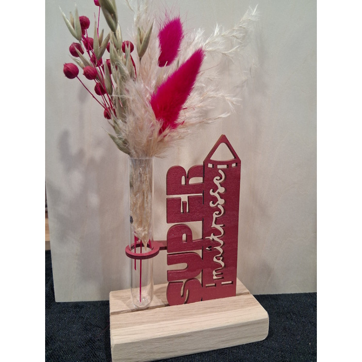 Décoration florale crayon pour maîtresse