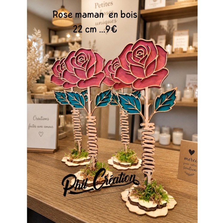 Rose en bois sur support