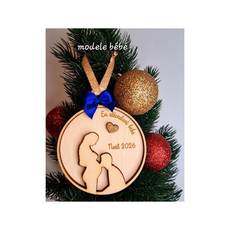 Boule de noël bébé 2026